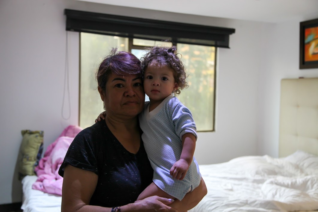 foto de abuela con su nieta