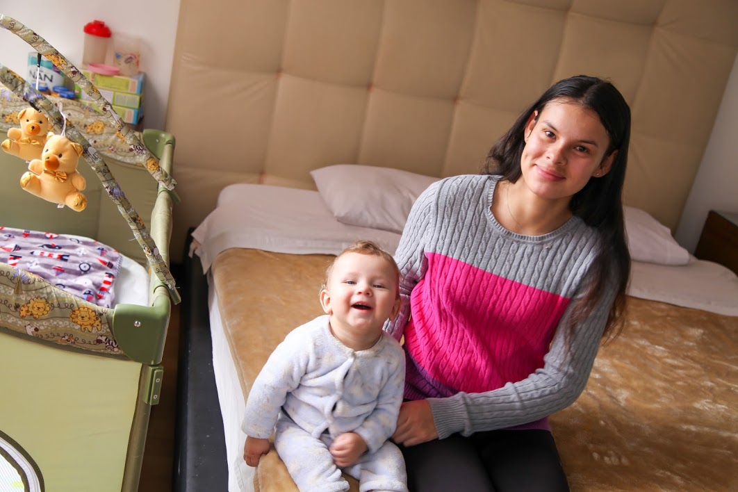 foto de madre con su hijo